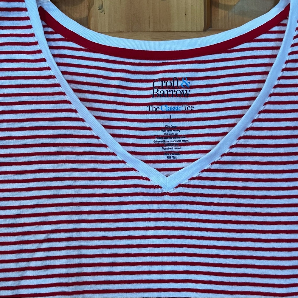 TWO Croft and Barrow pattern cotton tees Black floral and red stripe - Picture 6 of 7